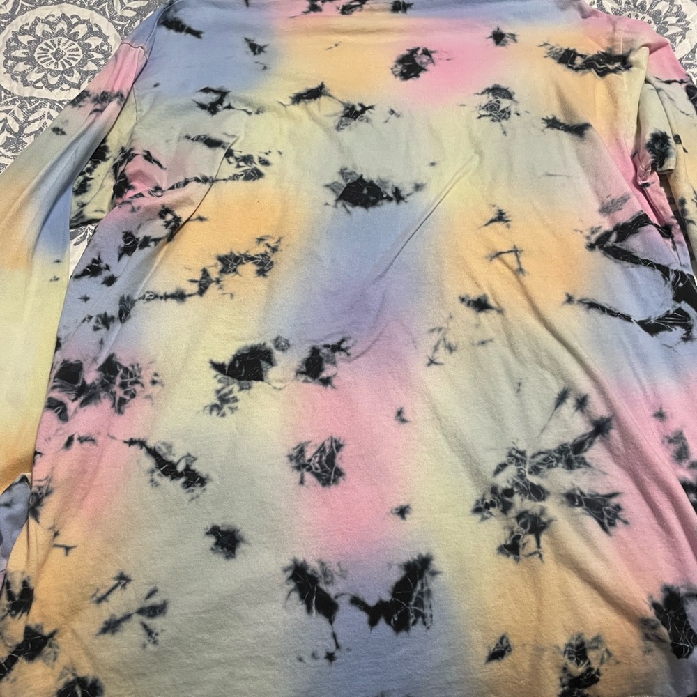 Large VS Pink long sleeve shirt